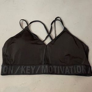 Black sports bra